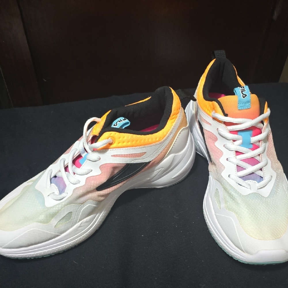 Fila Women's White and Orange Sneakers
